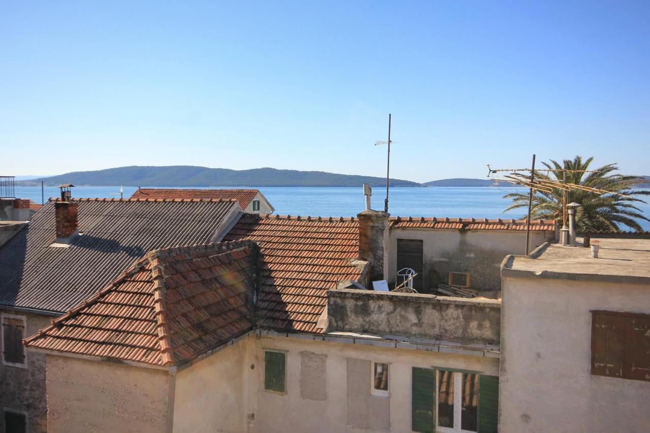 Apartments By The Sea Kastel Kambelovac, Kastela - 8679 Esterno foto